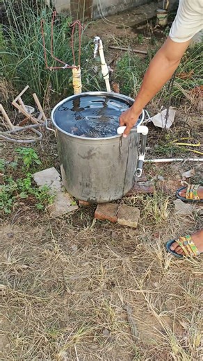 Simple Physics Alien Tube Siphon Drain Phenomenon Analysis