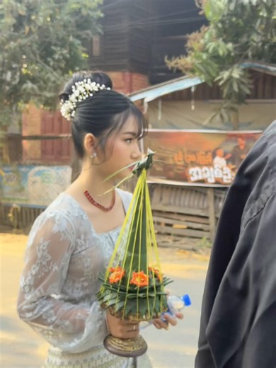 Flawless Makeup Tips from Nwewaiaung Hairstylist