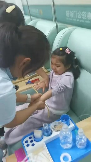 Dramatic Child #funny #funnyvideos #fails #child | funny.pet.888