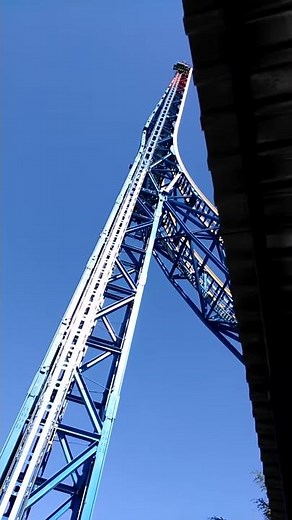 Lex luthor drop of doom six flags Magic Mountain