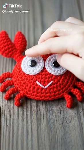 Adorable Crochet Crab: A Cuddly Companion