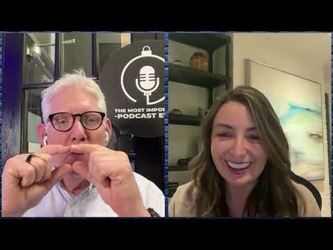 Episode 52 – Kelly McGinnis | Lead Your Own Career