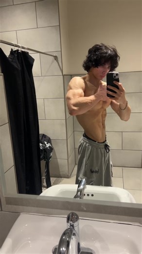 lean@Breathedivinity #me #gym #viral | Gymtok