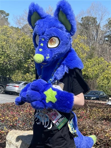 Made Zippy a new reference sheet. My boyfriend helped with quite a bit. @eefcorp #venomvoice