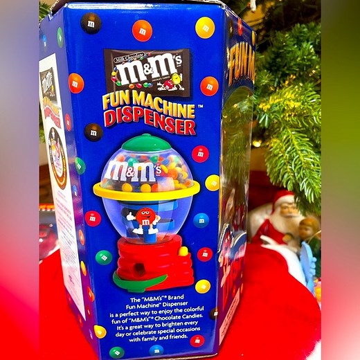 Rare M&M Collectibles- Candy Dispenser – Late 90s/Early 2000s Pieces!