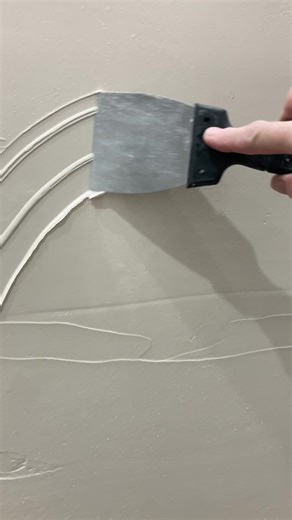 Creative Wall Design with Spackling: Drawing Techniques