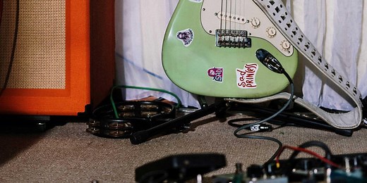 How to Play Drone Guitar