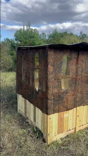 Before and After Wood Pallet Ground Blind Build! #hunting #deerhunting #deerhunt