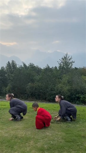 The charm of Chinese kung fu comes alive as German twin sisters train alongside a little kung fu master—every move smooth, powerful, and inspiring. (Cr: RedNote TwinStyle) | New Marco Polo