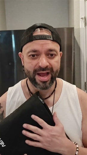 Nice find to keep important documents safe while traveling abroad.✈️