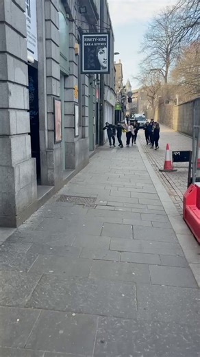 It is completely unacceptable that this happens in broad daylight in the centre of AberdeenI hope @PoliceScotland are aware & making every attempt to catch this toerag & the victim is alright We must make our streets safe again