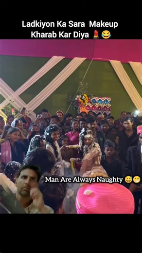 Humors memez 🔥😂 on Instagram: "발매된 스페인 세비야 출신 듀오 Los del Río의 곡으로, 스페인에서 먼저 인기를 얻었지만, 이후 라틴아메리카와 미국까지 퍼져나가며 전 세계적인 메가 히트를 기록했습니다. 이 곡이 폭발적으로 퍼진 계기는 바로 1996 애틀랜타 올림픽. 당시 전 세계로 중계된 미국 여자 국가대표 체조팀의 퍼포먼스가 ‘마카레나’의 신나는 리듬과 함께 어우러지면서, 곡의 인기가 폭발적으로 확산되었습니다. 그 결과, 1996년 빌보드 핫 100 차트에서 무려 14주 연속 1위를 차지하며 역사적인 기록을 남겼고 연말 차트 1위를 비롯해 빌보드 올타임 차트 8위에도 오르는 대기록을 세웠습니다. 특히, 영어가 아닌 외국어 노래로 미국 시장에서 이 정도의 성공을 거둔 사례는 지금도 손에 꼽힙니다. 또 다른 성공 요인은 중독적인 춤. 단순하면서도 허리 움직임이 돋보이는 이 안무는 당시 남녀노소에게 큰 인기를 얻었고, 전 세계 사람들이 한 번쯤 따라 해