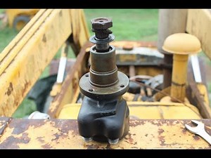 IH 3444 Tractor Loader w Backhoe attachment Steering Hand Pump Assymely.