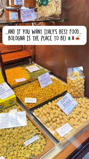 Bologna, Italy 🇮🇹 | Old Town Walk & the Italian Best Food