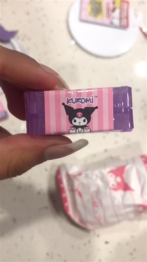 Hello kitty minis are so cute.. 🥹🩷 #sanrio #sanrioblindbox