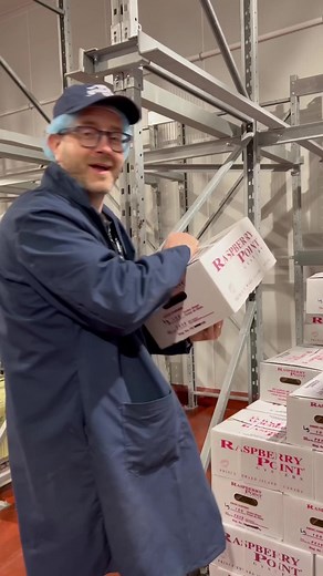 🦪Shell-ebrate with Famous Foodies! Watch as Chef Corbin sends the finest Raspberry Point Oysters to the legendary Shucker Paddy! 🌊 Get ready for a shuck-tastic time at the 2023 PEI International Shellfish Festival with an electrifying celebrity lineup! Time's cracking away, so secure your spot at the festival and join us for a shell of a good time! 🦞Get a chance to meet and learn from celebrity chefs in person. Buy your tickets to the festival and witness their culinary magic live! https://st