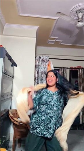 chunnari chunnari 💃#beatwithme #trendingshorts #shortsviral #ytshorts