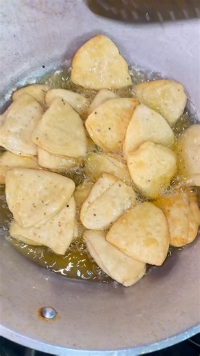 Mathi Recipe - How to make Mathri at home 🏠#mathri #mathrirecipe