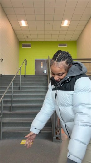 hound girls🐾 (@houndgirlsunlocked)’s video of Lay Bankz