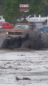 Classic Chevy Stepside #mudtruck #mudding | Moto Doggo