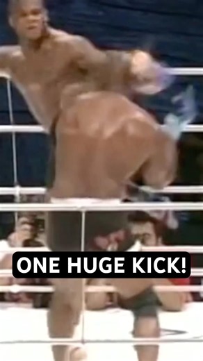 Heavyweight Head Kick 💥 Gilbert Yvel Knocks Out Gary “Big Daddy” Goodridge #pridefights #mma