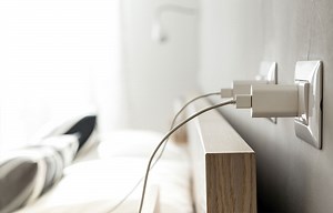 This is why you should never sleep with your phone charging on your bed