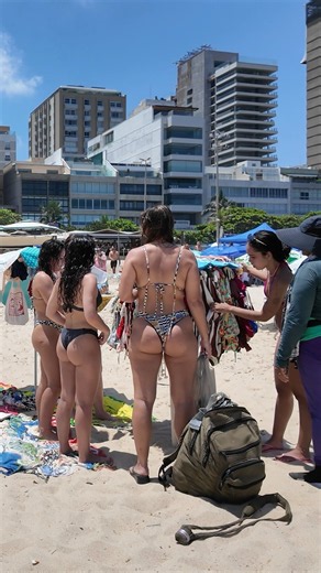 🇧🇷 A Beautiful Day at Leblon Beach | Brazil