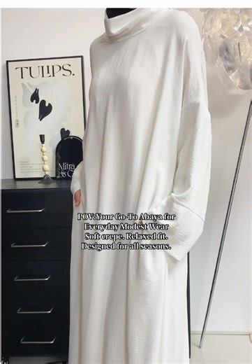 A Breathable Abaya for Everyday Modest Wear