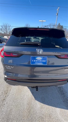 🌿🚙 Efficiency meets space! This 2023 Honda CR-V Hybrid features a two-tone leather interior, power liftgate, and room for it all. 📞 Call Steve at 920-393-1274 📍 2564 Lineville Rd. Green Bay, WI 54313 | Dorsch West