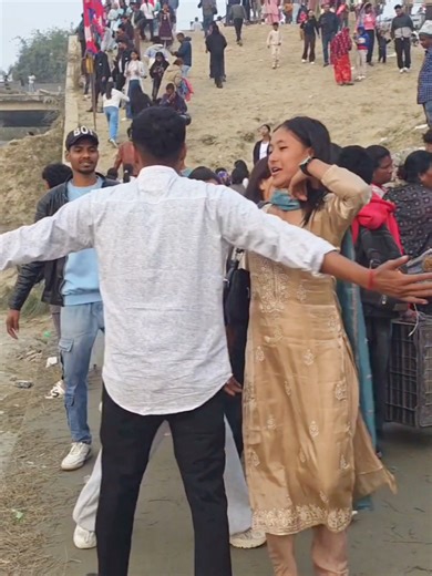 Hug Prank Reactions That Will Make You Laugh