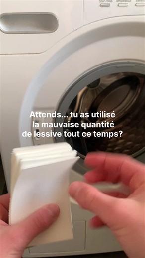 Si vous utilisez trop de lessive, c’est votre signe de simplifier. Une seule feuille de lessive suffit : des vêtements propres, aucun résidu, et ce parfum frais et premium que nous aimons tous ✨🫧 #lessive #linge #maison #astucesmaison #produitmalin
