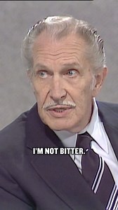 722K views · 13K reactions | #VincentPrice's HILARIOUS Response To #MichaelJackson's Gift  #CelebsUpClose | Celebs Up Close | Facebook