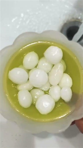 Mothball & Hot water 😫😜😍 #asmr #satisfying #mothball #mothballs #para #oddlysatisfying #relax