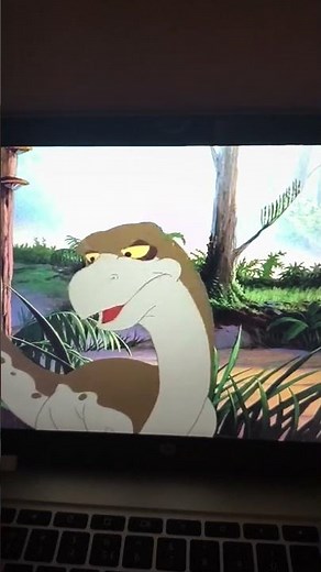 The Land before time the great valley adventure Ozzy Tells Strut That he only can eat Eggs