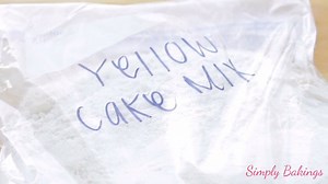 Fond of making you own cake mixes? Try re-creating this Yellow Cake Mix recipe and for sure, you'll stop buying it from stores :) | Simply Bakings