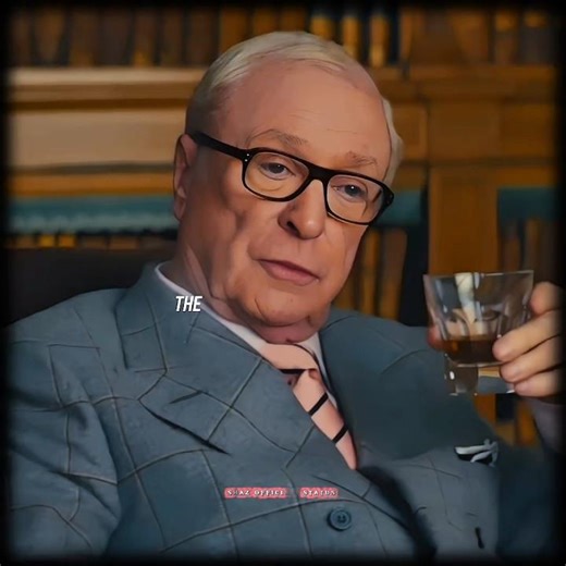 Real King 👑 is Not Who Wears the Crown ❤️ | Kindness Over Power 🥺 #Shorts #Kingsman #Humanity #Movie