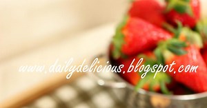 Strawberry Bavarois: Easy lazy sweet!