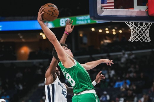 Hugo González ya sorprende a la NBA