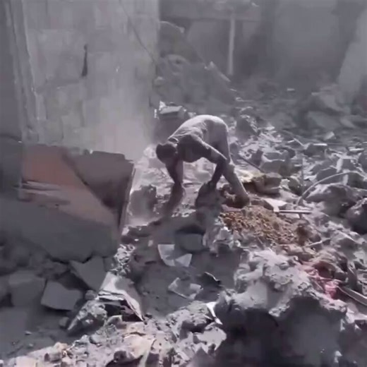 حدث في غزة خلال حرب الإبادة- على من تبحث؟ "أولادي الأربعة"أحد أصعب المقاطع التي تم تصويرها في العصر الحديث.