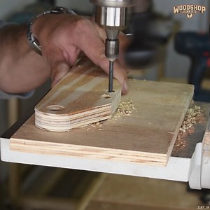 1.5M views · 1.4K reactions | ULTIMATE Retractable Castors Design | Woodwork Junkie | Facebook