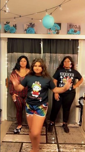 Left right let me see you do it tiktok