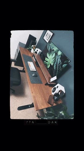Clean setup @shaolinvizion | Minimal Desk Setups