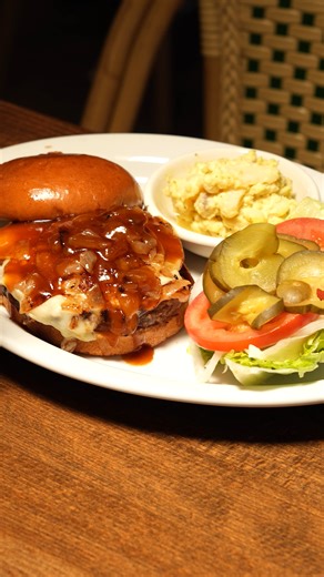 Pinocchio on Instagram: "What's better than an Ice-Cold Beer and a mouth-watering Big Burger! PINOCCHIO'S has them ALL! #Pinocchios #Beer #Burgers"