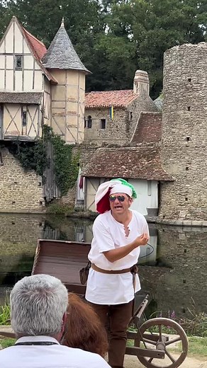 #comédie #conceited #fran #tragi #vaudeville #comedietta #comedo #comedia #comicality #humourist #funniness #tragicomedy #humorist #humorists #funny #movie #jokes #hilarity #funnyman #parodistic #blackhumour #laughter #comical #railleries #humorousness #humorous #parodist #comedians #humoristic #lowcomedy #puydufou