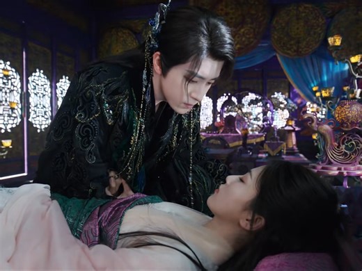 🍒A gentle kiss 🍒温柔的吻 📺Drama：Moonlight Mystique 🤗Welcome to click and watch🙆‍♂ #白月梵星 #MoonlightMystique #Chinesedrama #hotdrama | Happy Cdrama