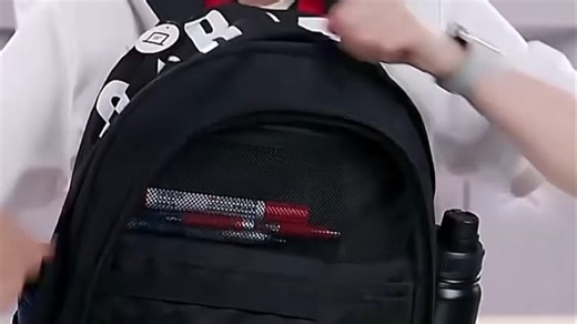 潮流与功能并行，耐克书包让你成为校园焦点