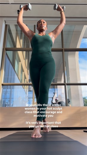 amberly poole on Instagram: "say hi to the person next to you…you might gain a whole new community @alignstudiodallas @o2life @fkbodyfit @thenichemethod #yogasculpt #dallasinfluencer #groupfitness #dallasfitness #pilates #fitness #fitnessmotivation #fitnesscommunity"