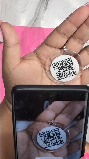 Your business QR code on a keychain! 😱 #diy #qrcode #keychain #watchtotheend #cricut #resin #socool