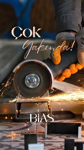 BİAS - Kitchen & Cocktails on Instagram: "Yeni bir hikâye başlıyor. Çok yakında!🤍 Koşuyolu Monday-Sunday 12:00-02:00 Live music Friday/Saturday 21:30🎷 ☎️ 0 (532) 577 31 07 #biascommunity 🥂 #lunch #kitchen #delicious"