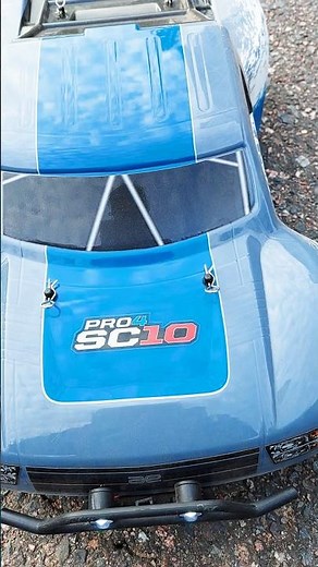 Team Associated Pro4 SC10 / Short Course Truck / Electric / Full Throttle Session / 3s (AWESOME)